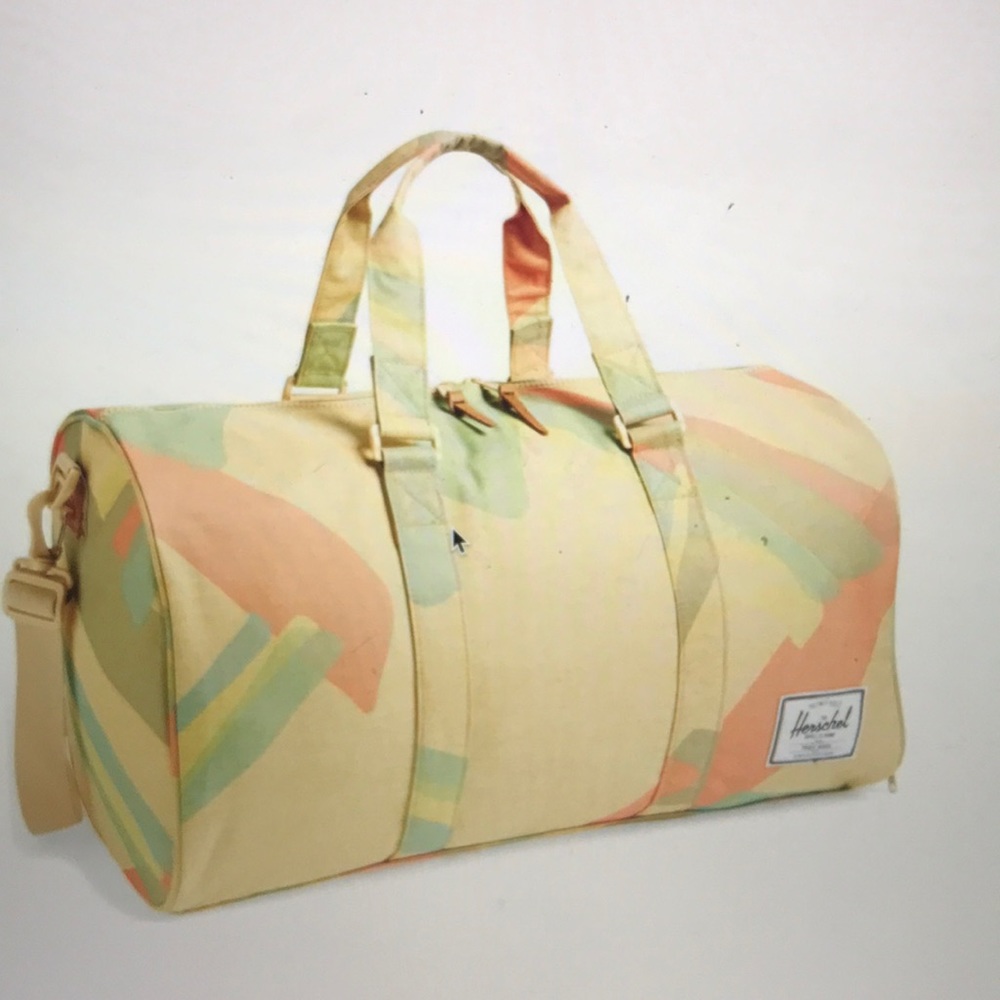 ‘Novel’ duffel bag